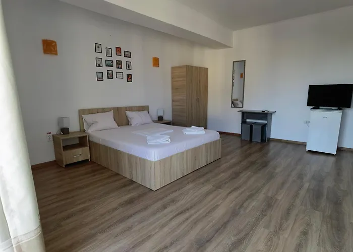 Casa Tatiana Гостевой дом Эфорие Норд