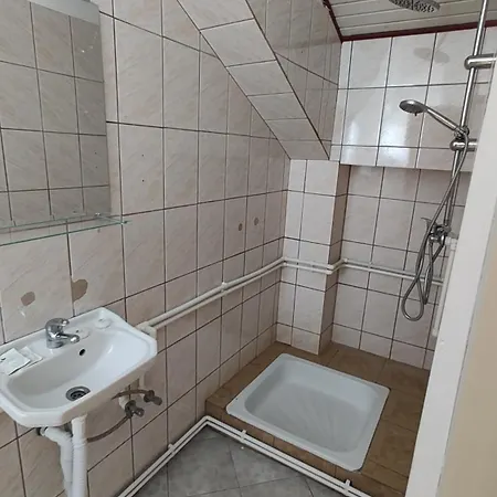 招待所 Casa Tatiana 3*