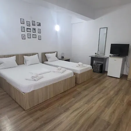 招待所 Casa Tatiana 艾福雷诺德