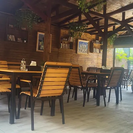 Casa Tatiana 3* 艾福雷诺德